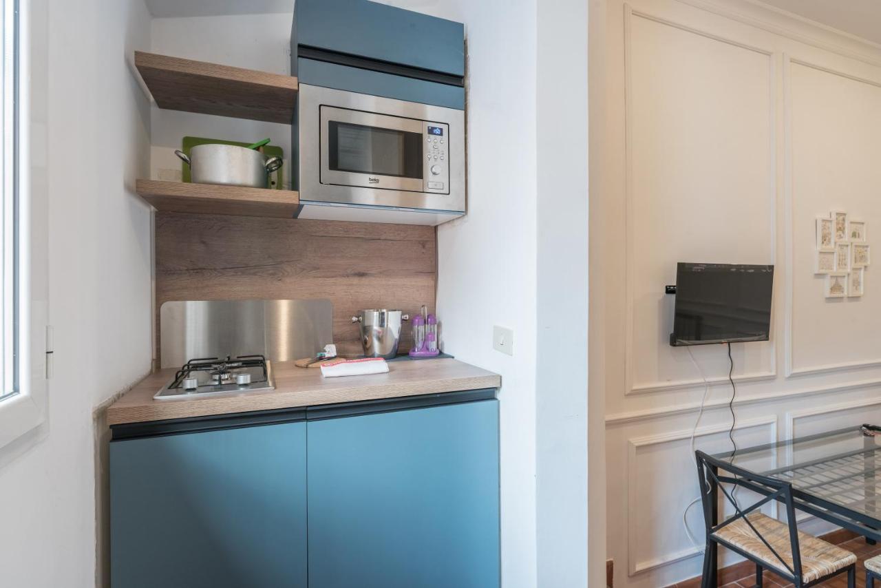 Joivy Trevi Fountain'S Relais Apartment Рим Екстериор снимка